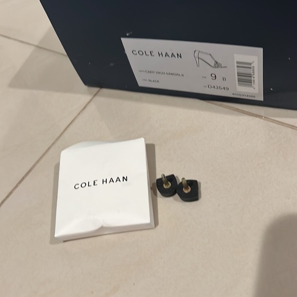 Coke Haan heels - Picture 7 of 7